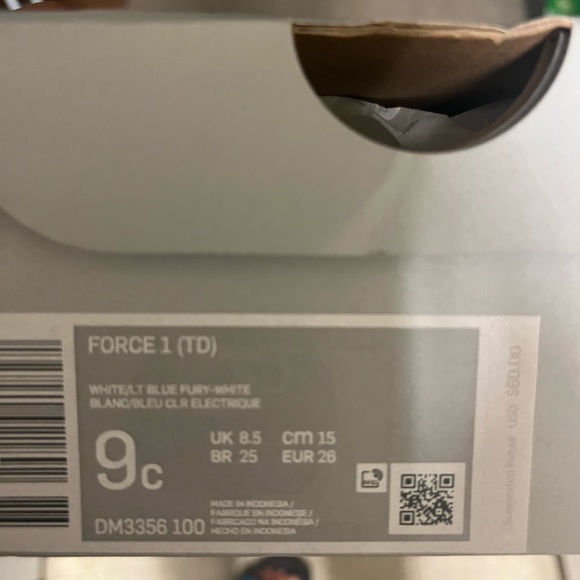 Nike Air Force 1 Low - Picture 3 of 5